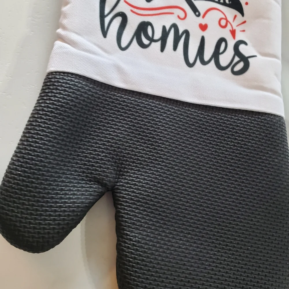 GRILLIN' WITH THE homies Oven Mitt